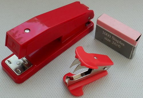 Vintage roter rexel hefter - roter,